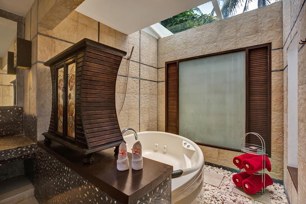 קו סמוי Emerald Sands - Beach Front 4 Bed Pool Villa חדר תמונה