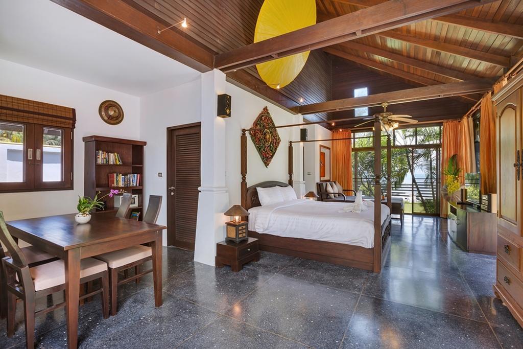 קו סמוי Emerald Sands - Beach Front 4 Bed Pool Villa חדר תמונה
